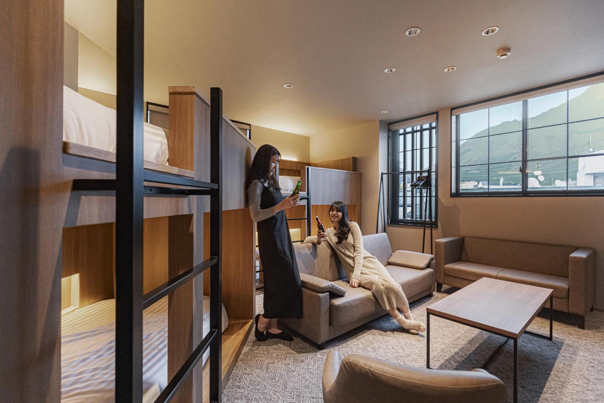 Gems Yufuin Hotel And Spa Cafe Bar Oda fotoğraf